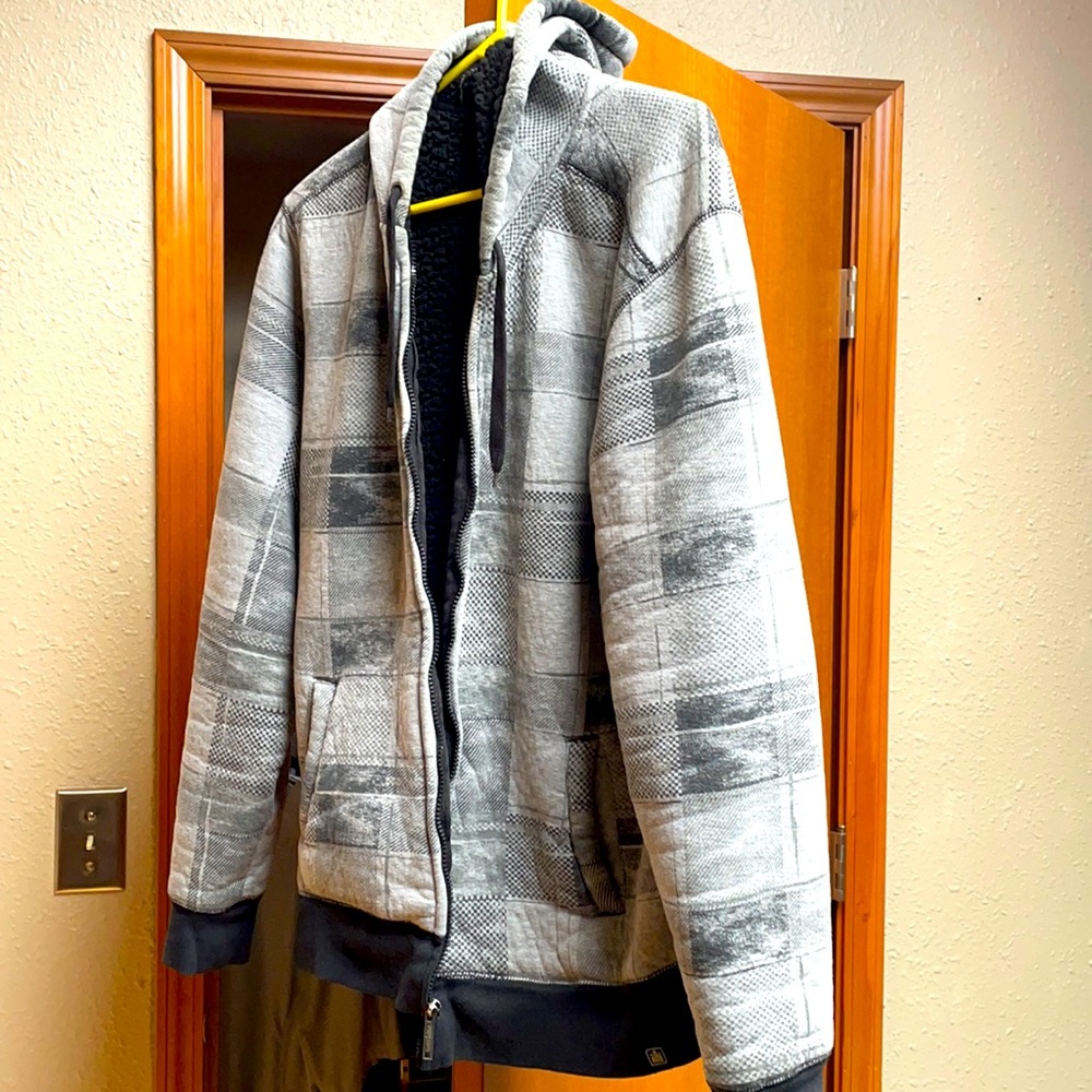 Machine Hoodie (Large) Incredibly Comfortable 👍